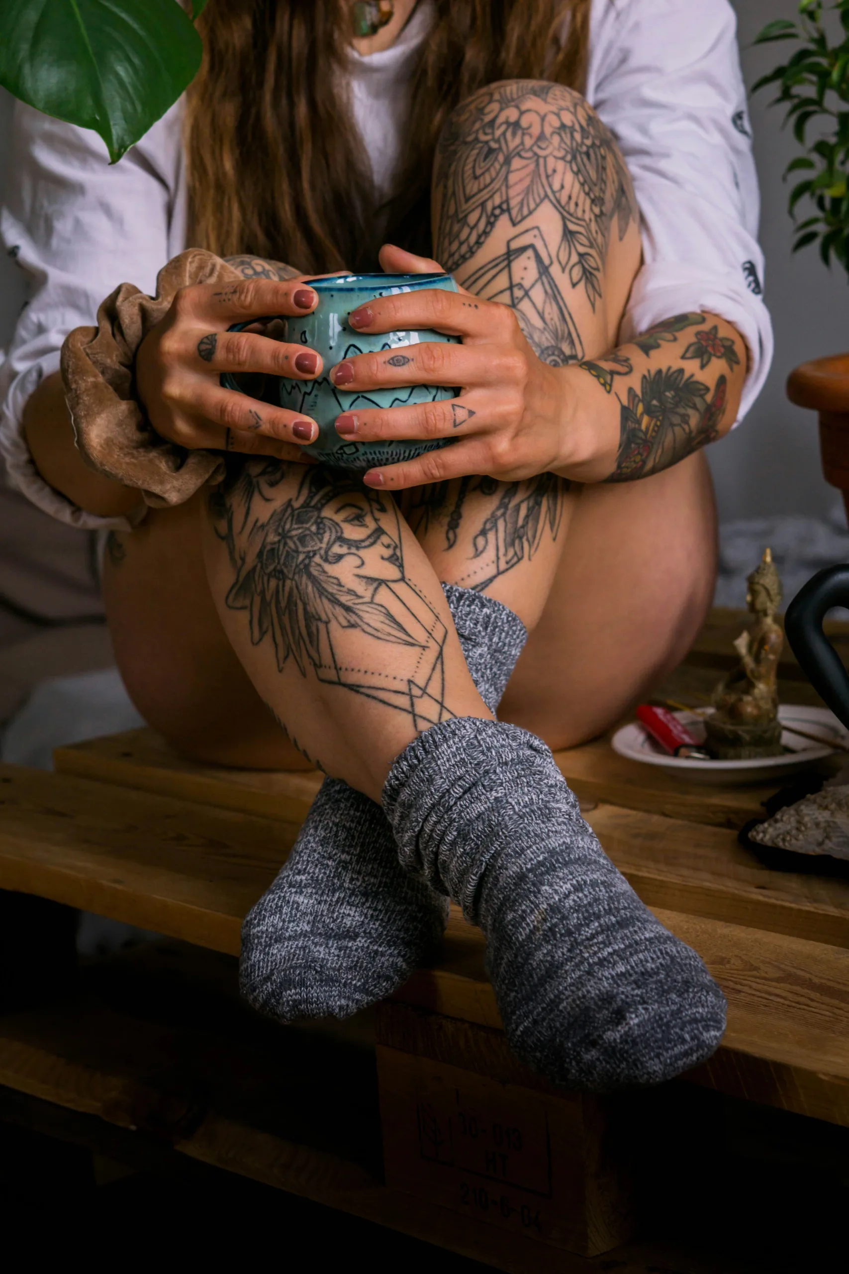 mujer tatuada