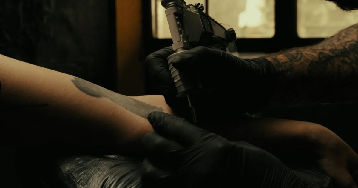 Tatuaje Chicano: Historia, Códigos y Estética del Estilo — tatuaje chicano